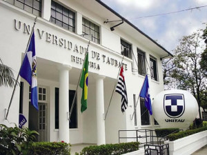 Rectoral del UNITAU